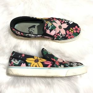 nike floral slip on